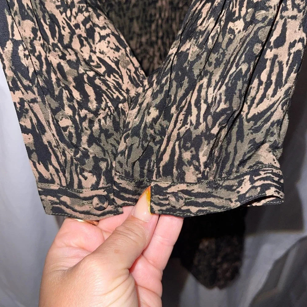 Rails Jasmine Olive Abstract print mini-dress smocked waist size Large NWT - Picture 7 of 13